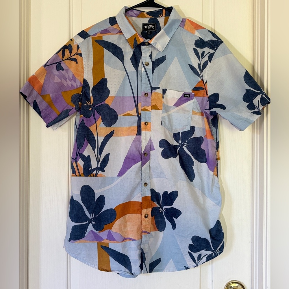 Billabong Men’s Button Up Shirt Large – Abstract Tropical Print Short Sleeve